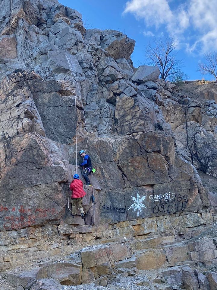 "Мальчики направо"